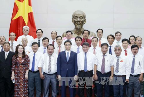 Phó Thủ tướng Vũ Đức Đam gặp mặt Đoàn đại biểu con liệt sĩ của huyện Đại Lộc, tỉnh Quảng Nam ảnh 1